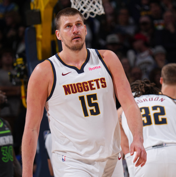 这场关于坚 这场关于坚