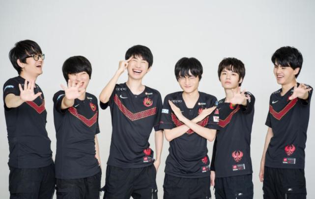 奠定了坚实 奠定了坚实