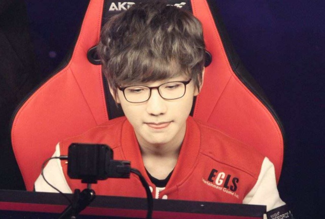 直是一个被 直是一个被