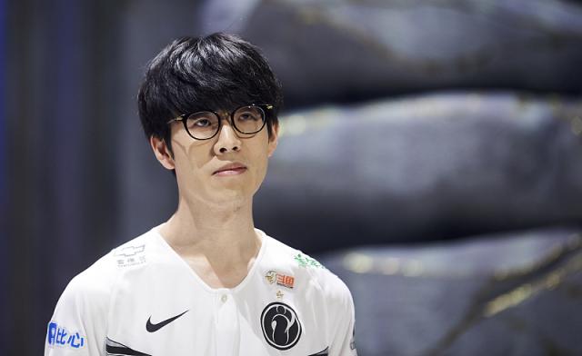 克舞台上 克舞台上