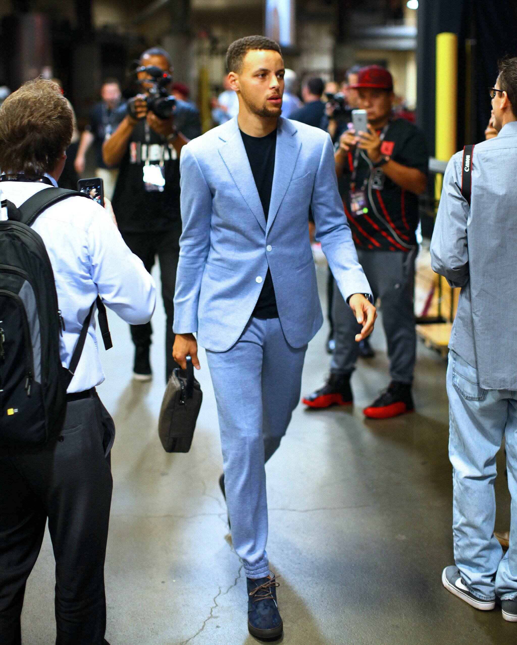 拉开差距 拉开差距